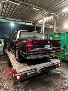 Bild des Angebotes Oldsmobile Delta 88 Royale