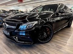 Bild des Angebotes Mercedes-Benz C 63 AMG Keramik AMG Drivers Pack P Dach Designo