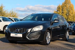 Bild des Angebotes Volvo V60 Momentum/SHEFT/KLIMA/BT/NAVI/SHZ/PDC/
