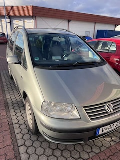 Bild des Angebotes VW Sharan 1.9 TDI Family