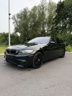 Bild des Angebotes BMW 330 BMW E91 330xd 8-fach bereift | M57 | M Paket | DE