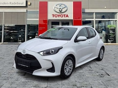 Bild des Angebotes Toyota Yaris 1.0 Comfort Kamera ACC