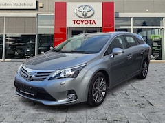 Bild des Angebotes Toyota Avensis Kombi 1.8 Executive Navi+SHZ+KeyLess+LM