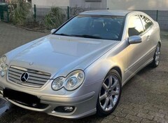 Bild des Angebotes Mercedes-Benz C 200 C 200 Kompressor (203.742)