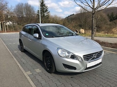 Bild des Angebotes Volvo V60 V60 T3 Kinetic