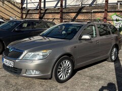 Bild des Angebotes Skoda Octavia Octavia Combi 1.8 TSI DSG Laurin & Klement