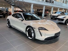 Bild des Angebotes Porsche Taycan 4S Performance Batterie Plus | Kreide | PSCB | HUD | InnoDrive | Matrix LED | Sport Chrono