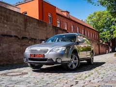 Subaru Legacy Outback 2.5i Outback 4x4 Leder beige TÜV