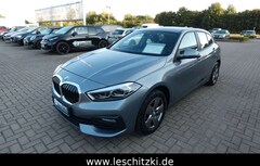 Bild des Angebotes BMW 118 i 5-Türer Advantage/LED/Navigation/Autom.