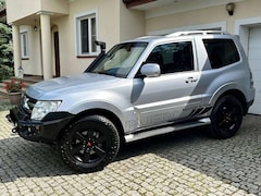 Bild des Angebotes Mitsubishi Pajero Pajero 3.2 DI-D Automatik Intense