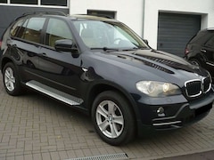 Bild des Angebotes BMW X5 xDrive30d Leder Navi Panoramadach Xenon Sitzheizun