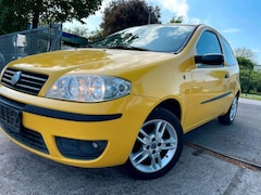 Bild des Angebotes Fiat Punto 1.2 8V Dynamic