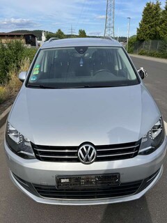 Bild des Angebotes VW Sharan 2.0 TDI DSG BlueMotion Technology Highline
