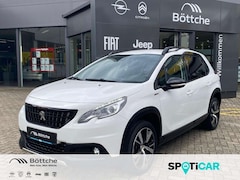 Bild des Angebotes Peugeot 2008 GT Line 1.2 / TEMPOMAT/ LEDER/ NAVI/ RFK