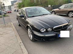 Bild des Angebotes Jaguar X-Type VOLL AUSTATUNG+TÜVNeu+1Jahr Garantie+1 Hand+1A