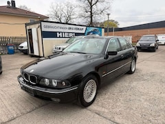 Bild des Angebotes BMW 523 *TUV  NEU  AUF WUNSCH*XENON*VOLLLEDER*SHZ*