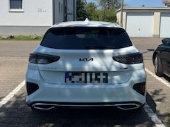 Bild des Angebotes Kia Ceed / cee'd Ceed 1.5 T-GDI DCT7 OPF GT Line