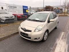 Bild des Angebotes Toyota Yaris Executive 1,3L *2.Hand*Keyless-GO*KLIMAAUT