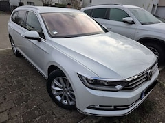 Bild des Angebotes VW Passat Variant 2.0 TDI DSG (BlueMotion Technology) Highline