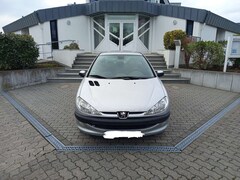 Bild des Angebotes Peugeot 206 90 Premium
