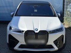 Bild des Angebotes BMW iX xDrive40 Sportpaket LEA ab 599br PANO h&k AHK