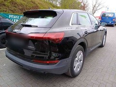 Bild des Angebotes Audi e-tron 50 quattro Rückfahrkamera Matrix 2xKlima