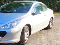 Bild des Angebotes Peugeot 307 307 CC CC 110 Tendance
