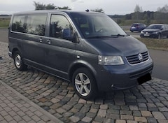 Bild des Angebotes VW T5 Caravelle 9-Sitzer Diesel
