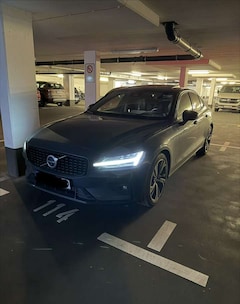 Bild des Angebotes Volvo S60 B4 Plus Dark