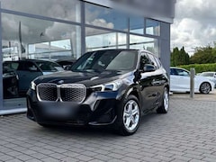 Bild des Angebotes BMW X1 xDrive30 Sportpaket*ACC+°Ad.LED°el.Sitze°HUP