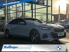 Bild des Angebotes BMW 550 e xDr.M Sport ACC SurView HUD Bow+Wil.AHK 20"