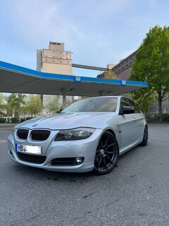 Bild des Angebotes BMW 325 325i Aut.