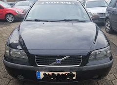 Bild des Angebotes Volvo S60 2.4 Comfort