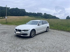 Bild des Angebotes BMW 320 Diesel, AHK, Sport M3 Lenkrad, Standlüftung,