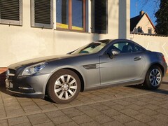Bild des Angebotes Mercedes-Benz SLC 250 SLC 250 d 9G-TRONIC