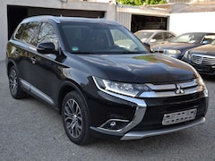 Bild des Angebotes Mitsubishi Outlander Diamant Edition+ 4WD Aut. Navi,Kamera,Alu 8.fach