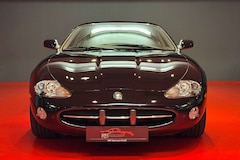 Bild des Angebotes Jaguar XK8 COUPÉ/4.2 V8/298 PS/FACELIFT/AUT/LEDER/TOP!!