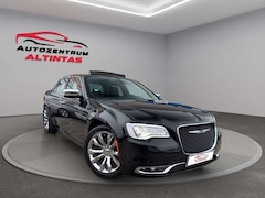 Bild des Angebotes Chrysler 300C *AUTOM.***26.000KM***PANO*NAVI*XEN*RFK*LEDER
