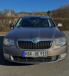 Bild des Angebotes Skoda Superb Combi 2.0 TDI DSG Comfort