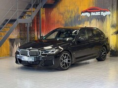Bild des Angebotes BMW 540 i xDrive M Sport~HUD~LASER~HARMAN&KARDON~AHK
