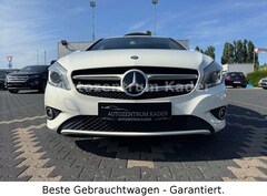 Bild des Angebotes Mercedes-Benz A 180 BlueEfficiency*LED*Navi*T-Leder*SHZ*MFL*