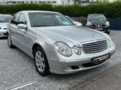 Bild des Angebotes Mercedes-Benz E 240 Limousine *3-HAND*KLIMA*TÜV*SHZ*GAS*