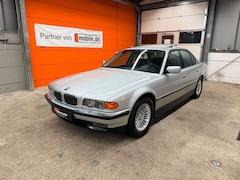 Bild des Angebotes BMW 750 iA Leder Navi Xenon Schiebedach Doppelglas