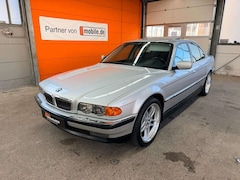 Bild des Angebotes BMW 750 iA Leder Navi Xenon Schiebedach Doppelglas