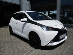 Bild des Angebotes Toyota Aygo x-wave !!!! ERST 14.079 km !!!!