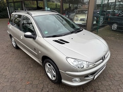 Bild des Angebotes Peugeot 206 SW 1.4 75 JBL *nur 99 TKM*HU 4/2027*Klima*Alu*eFH*