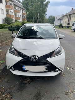 Bild des Angebotes Toyota Aygo X-play connect