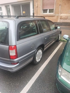 Bild des Angebotes Opel Omega Caravan 2..2