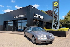 Jaguar S-Type 3 L V6 Executive I. Hand