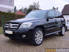 Bild des Angebotes Mercedes-Benz GLK 300 4MATIC AUT,XEN-ILS,NAVI-CO,PANO,eHK,SHZ,PTS,LEDER